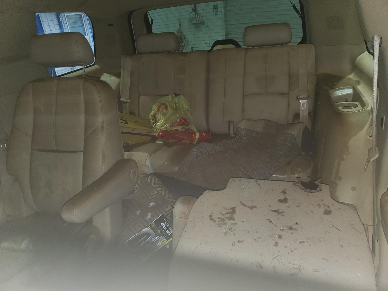 2008 GMC Yukon - Image 10