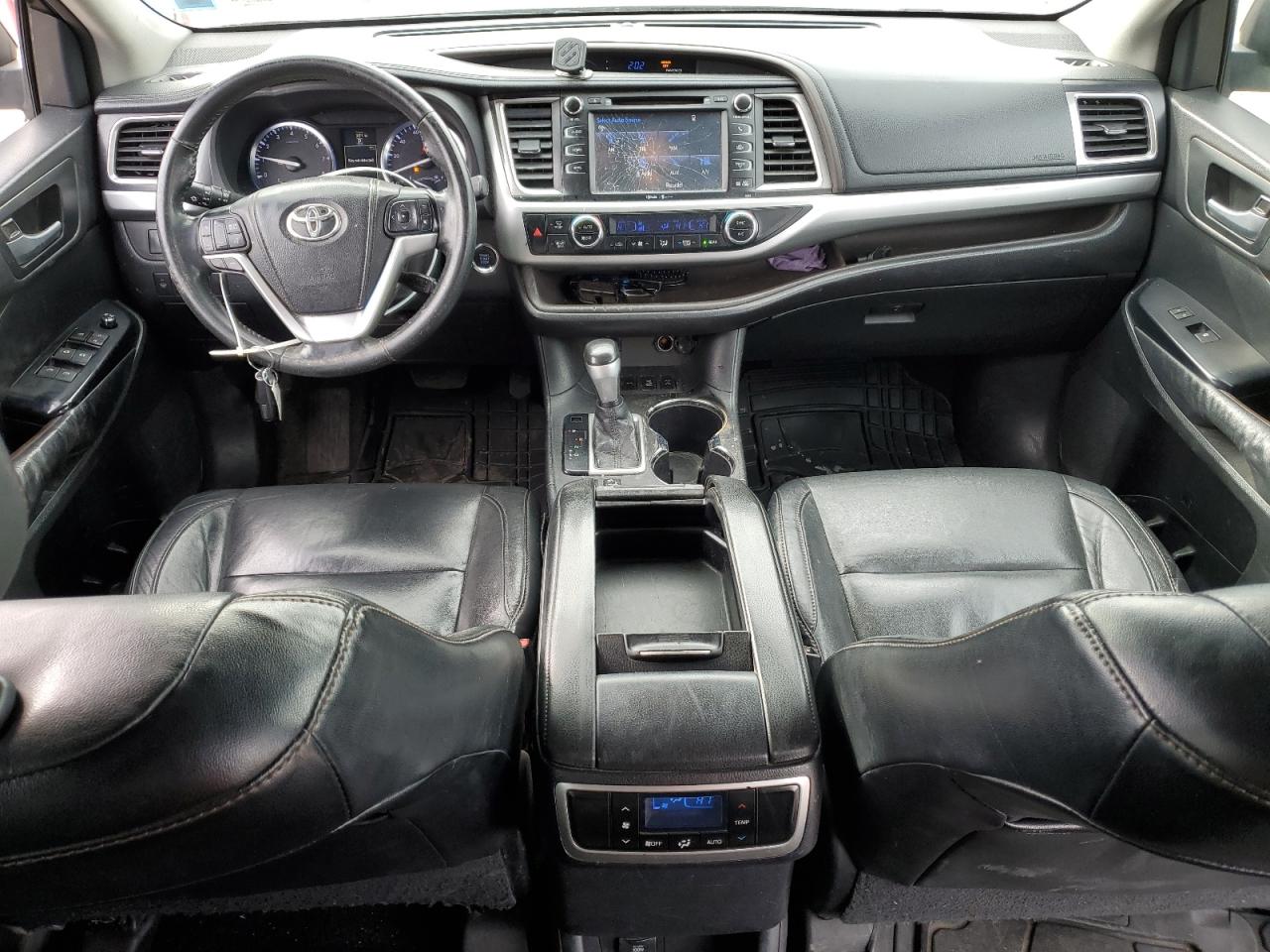 2015 Toyota Highlander - Image 8