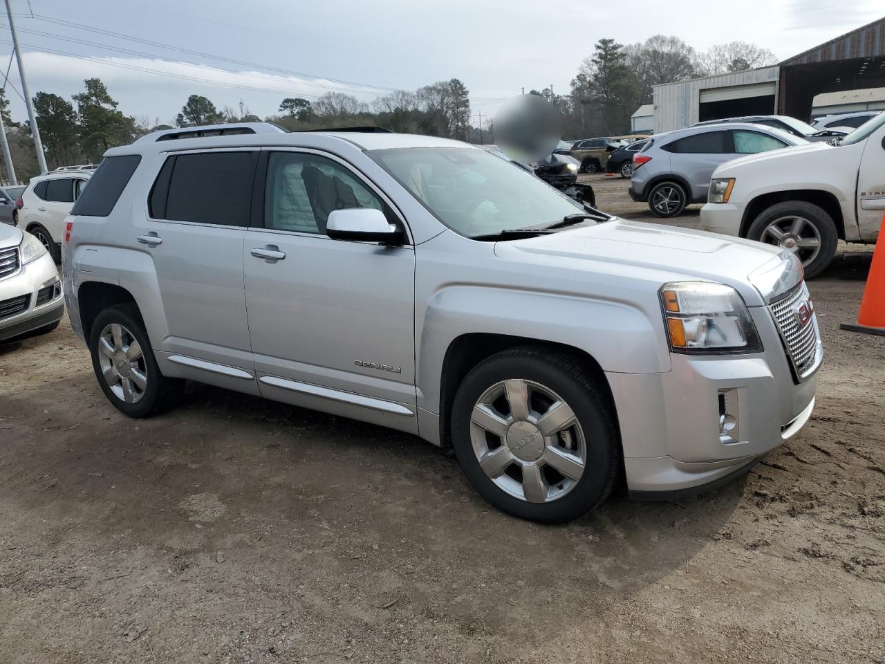 2014 GMC Terrain - Image 4