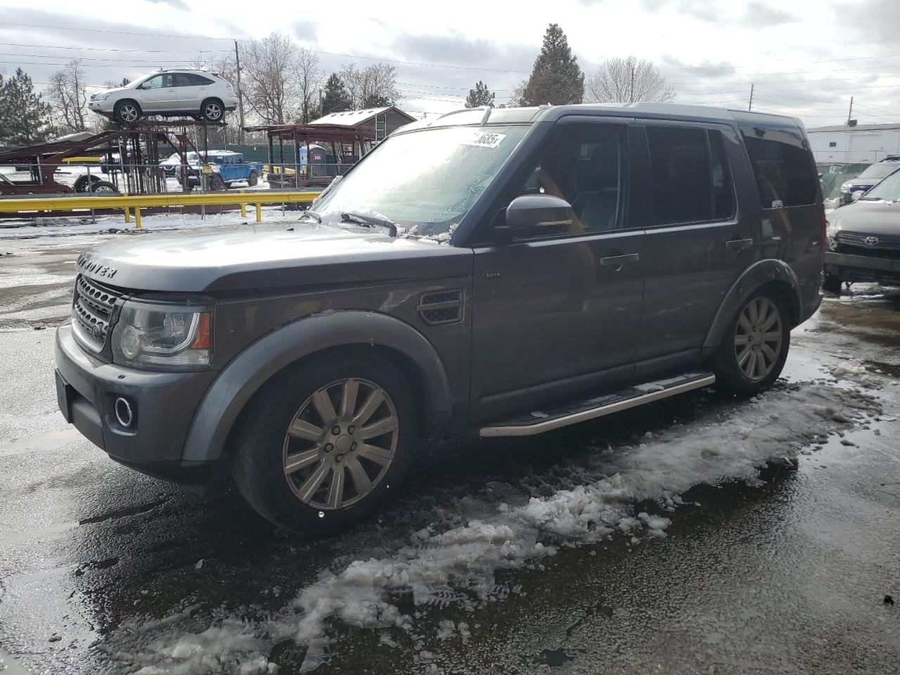 2016 Land Rover Lr4 for Sale in Denver, CO - Minor Dent/Scratches