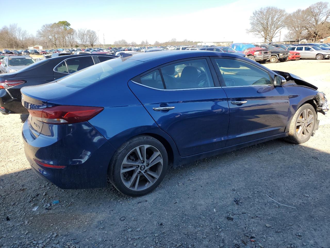 2017 Hyundai Elantra - Image 3