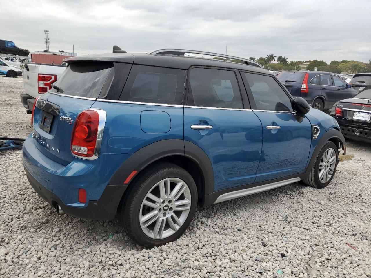 2017 MINI Cooper - Image 3
