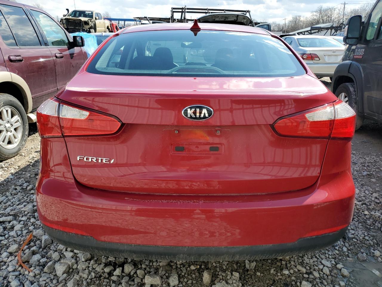 2016 Kia Forte - Image 6