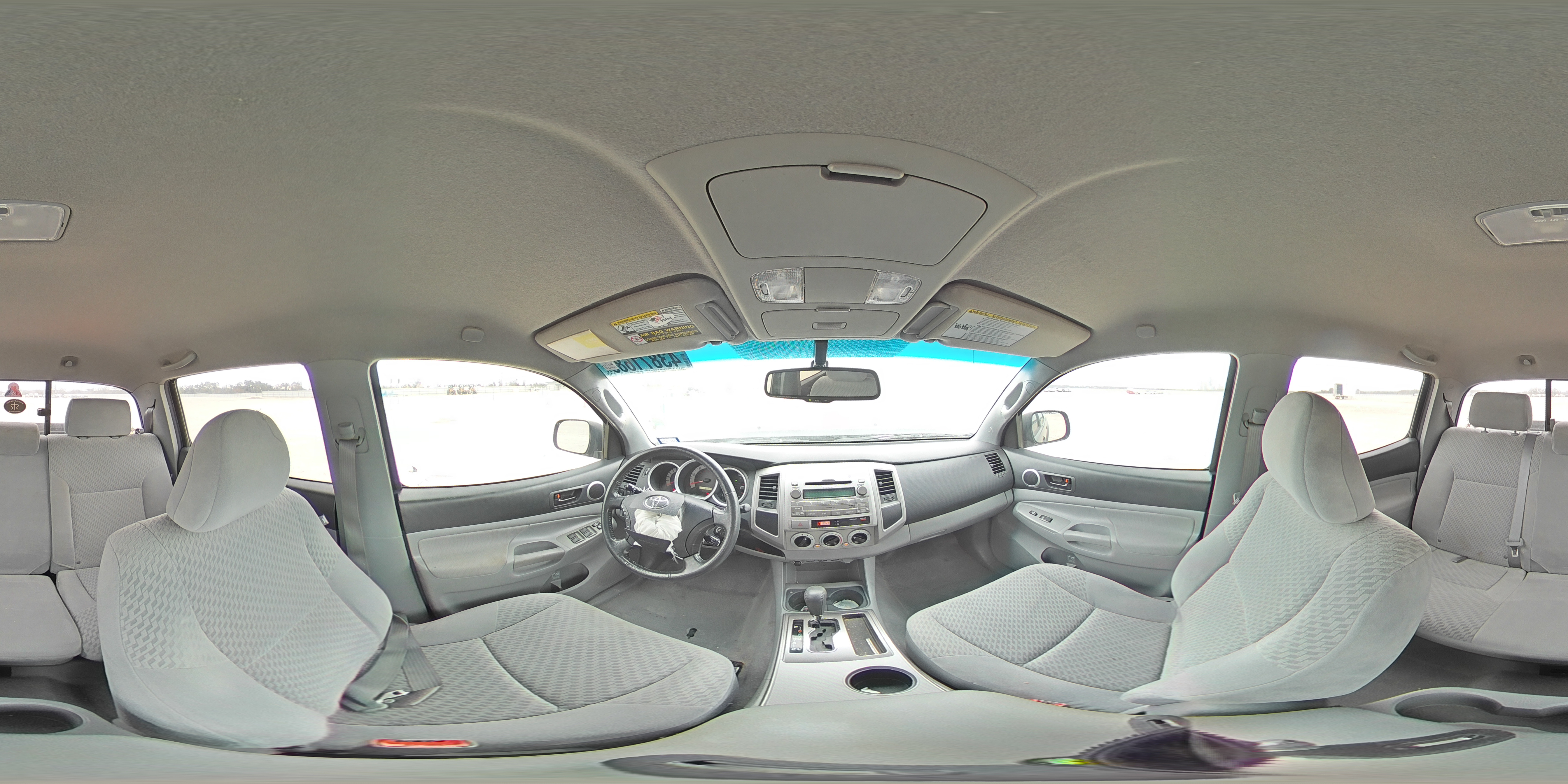 2011 Toyota Tacoma - Image 13