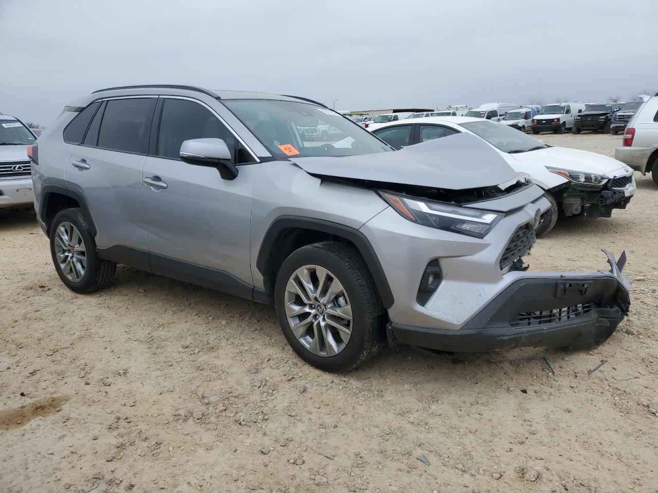 2022 Toyota RAV 4 - Image 4