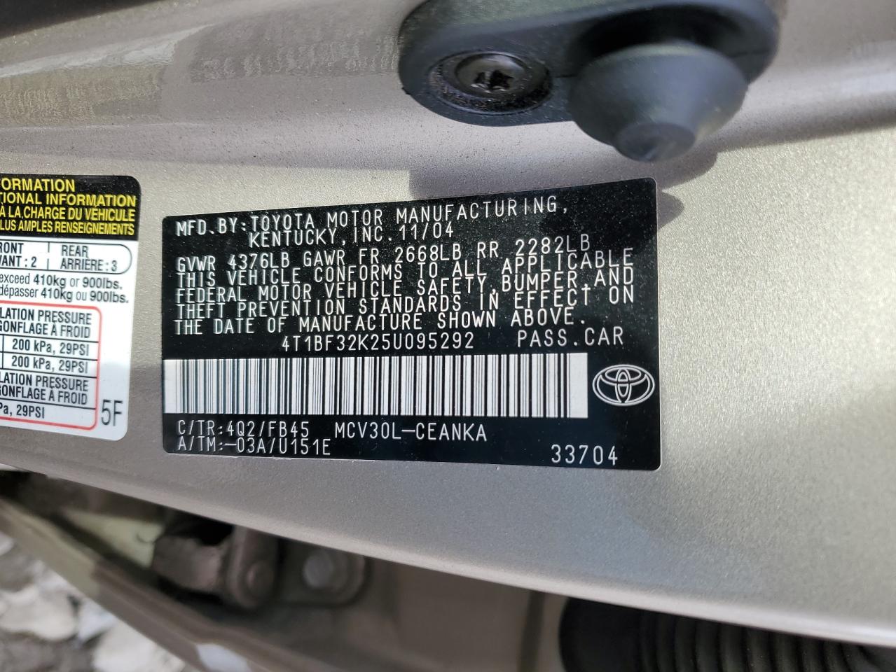 2005 Toyota Camry - Image 12
