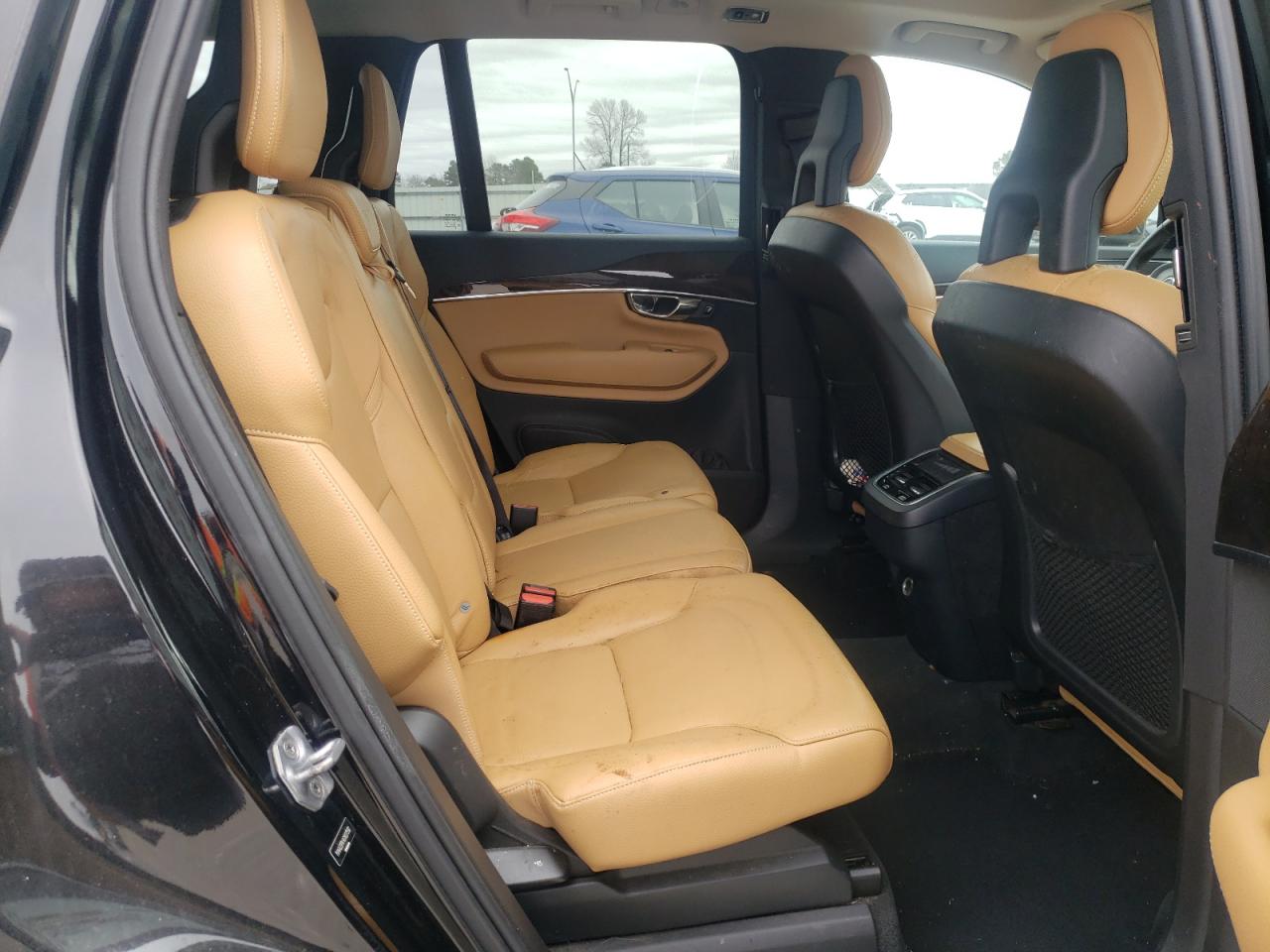2016 Volvo XC90 - Image 11