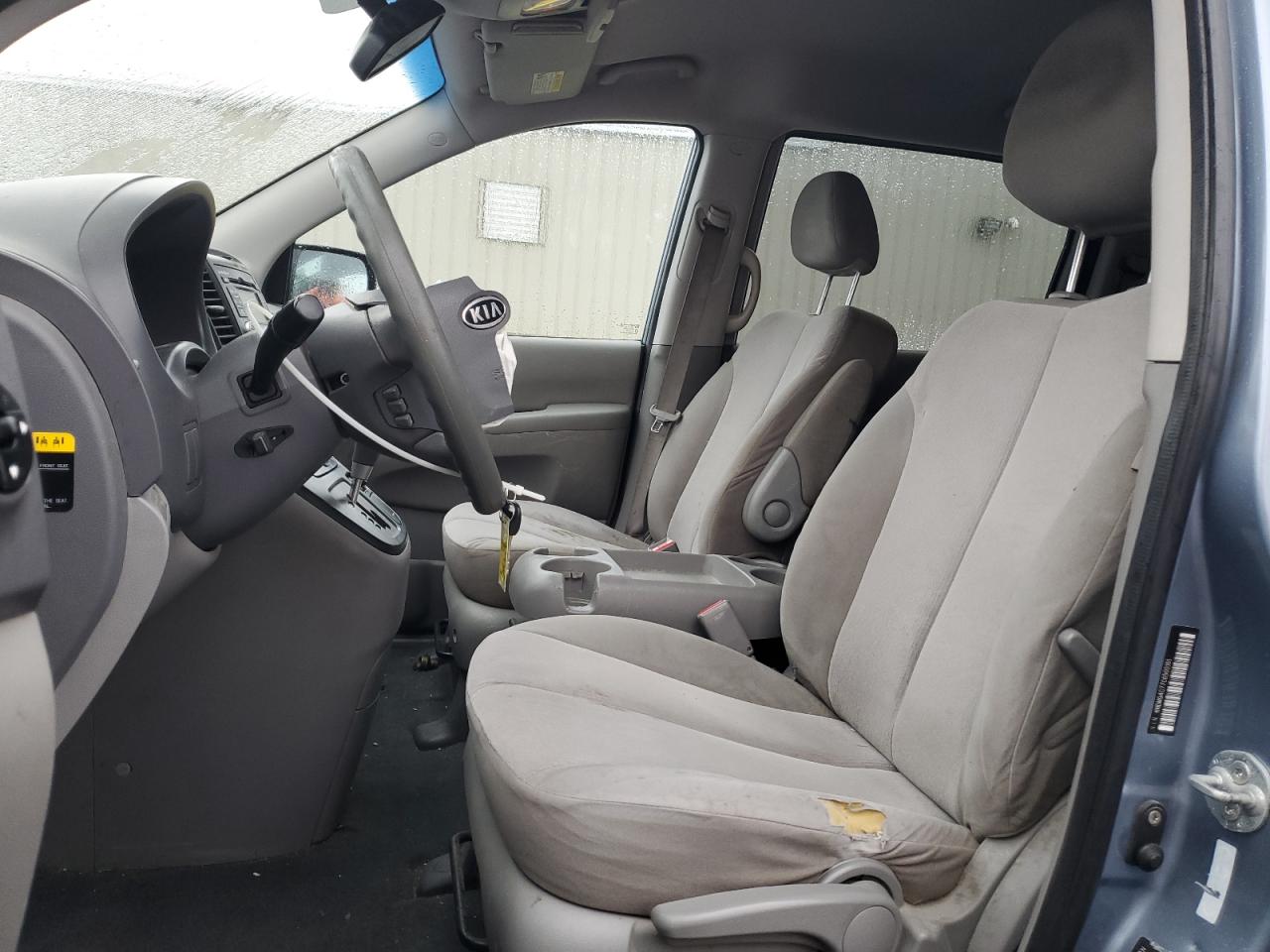 2012 Kia Sedona - Image 7