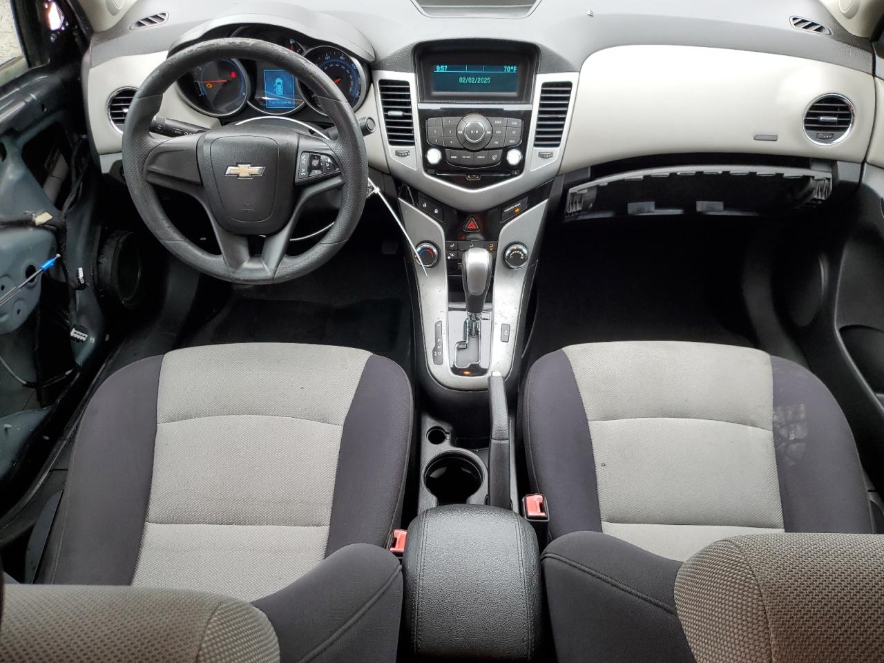 2013 Chevrolet Cruze - Image 8