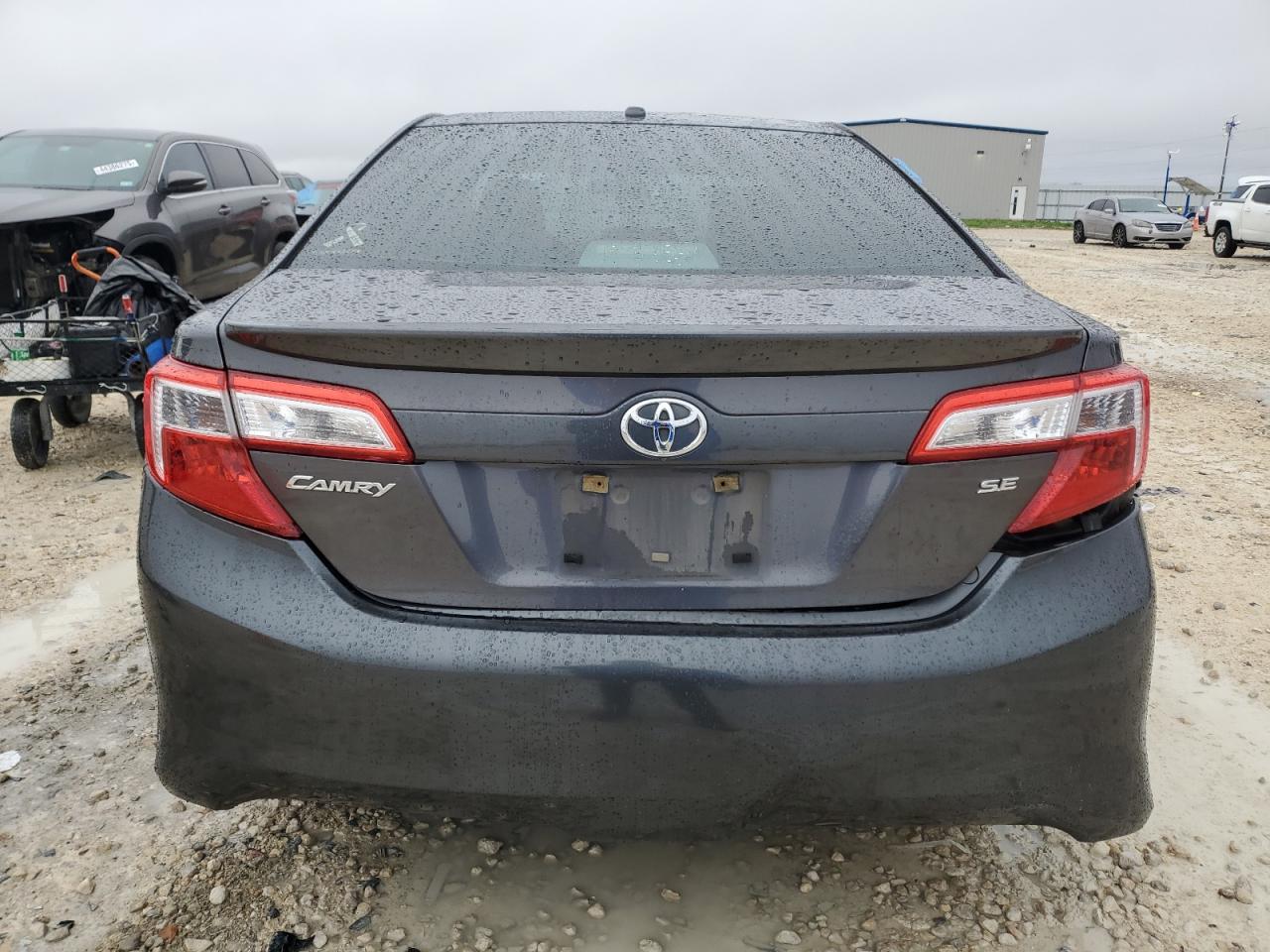 2012 Toyota Camry - Image 6