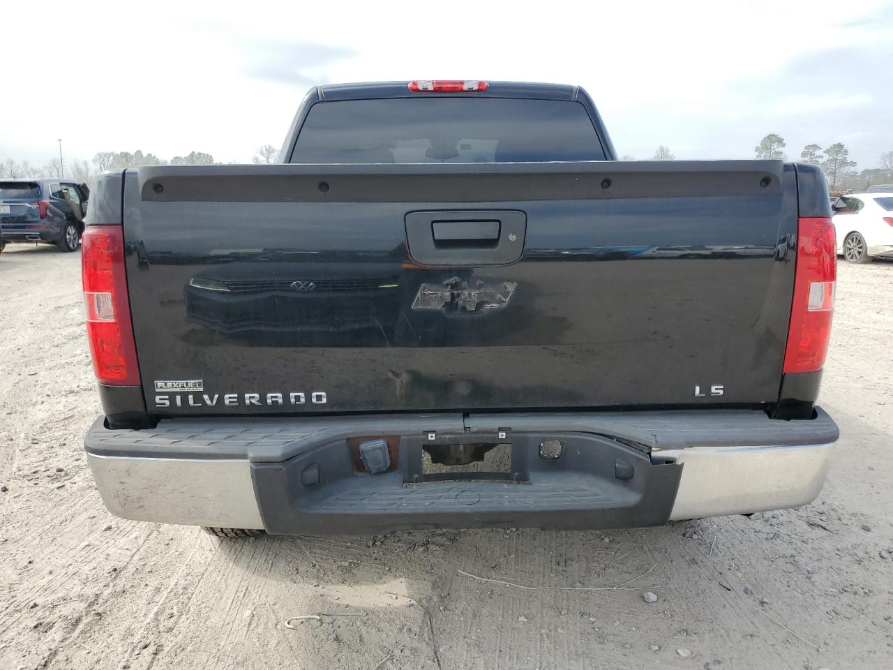 2011 Chevrolet Silverado - Image 6