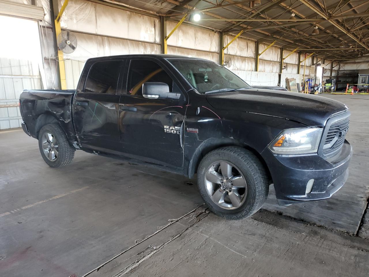 2017 RAM 1500 - Image 4