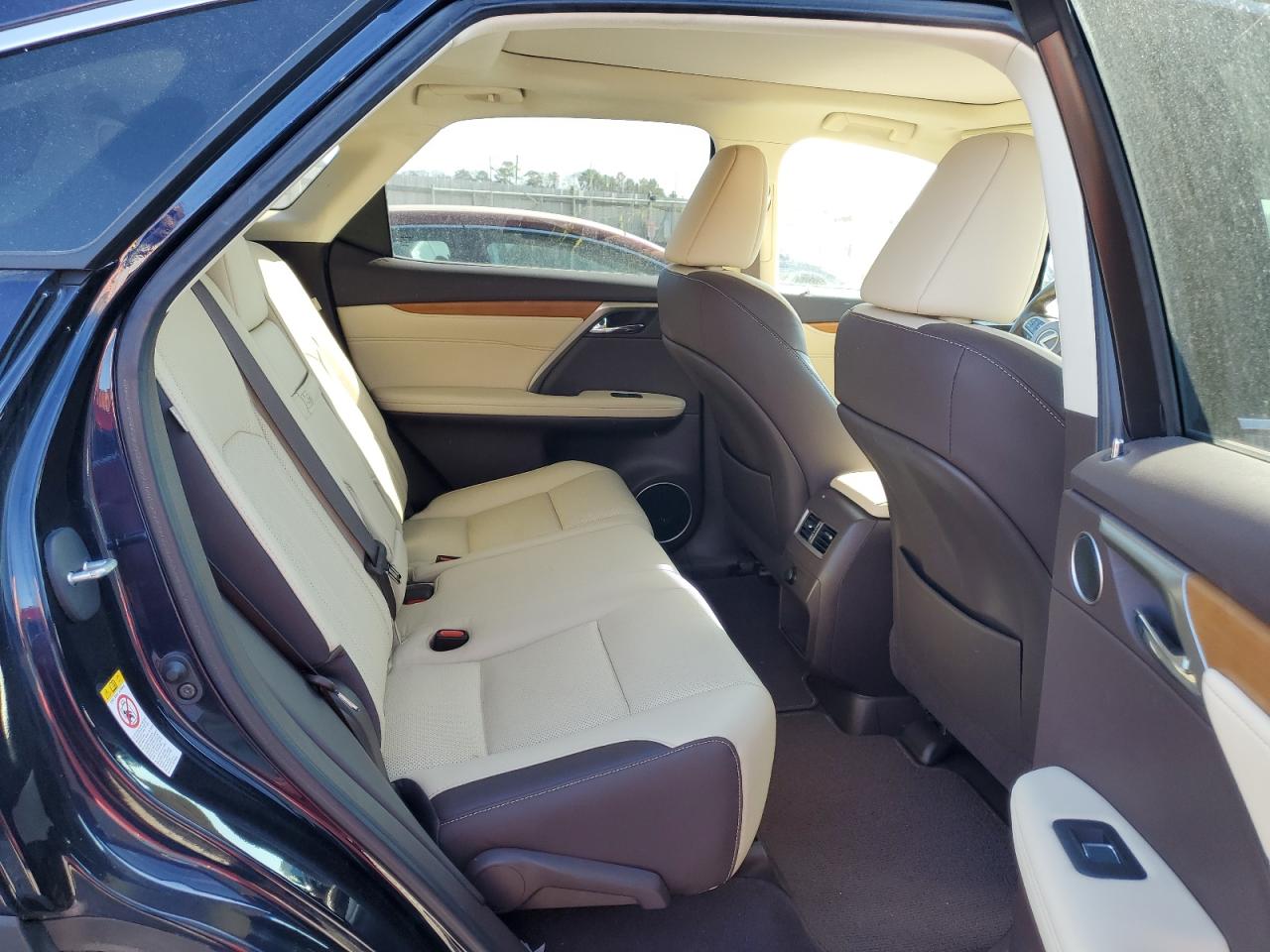 2019 Lexus RX - Image 11