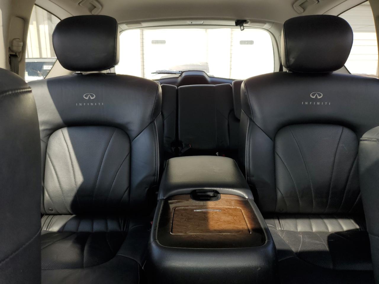 2012 Infiniti QX56 - Image 10