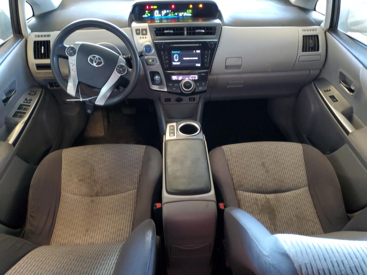 2016 Toyota Prius - Image 8