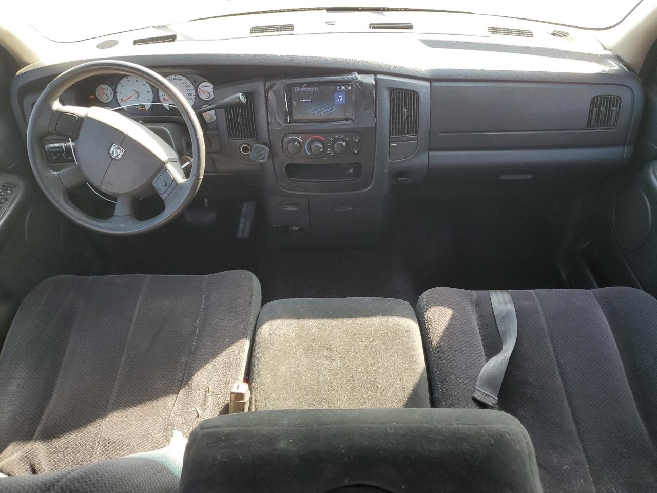 2004 Dodge RAM - Image 8