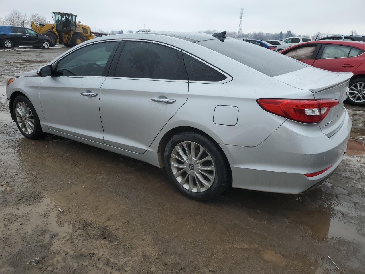 2015 Hyundai Sonata - Image 2