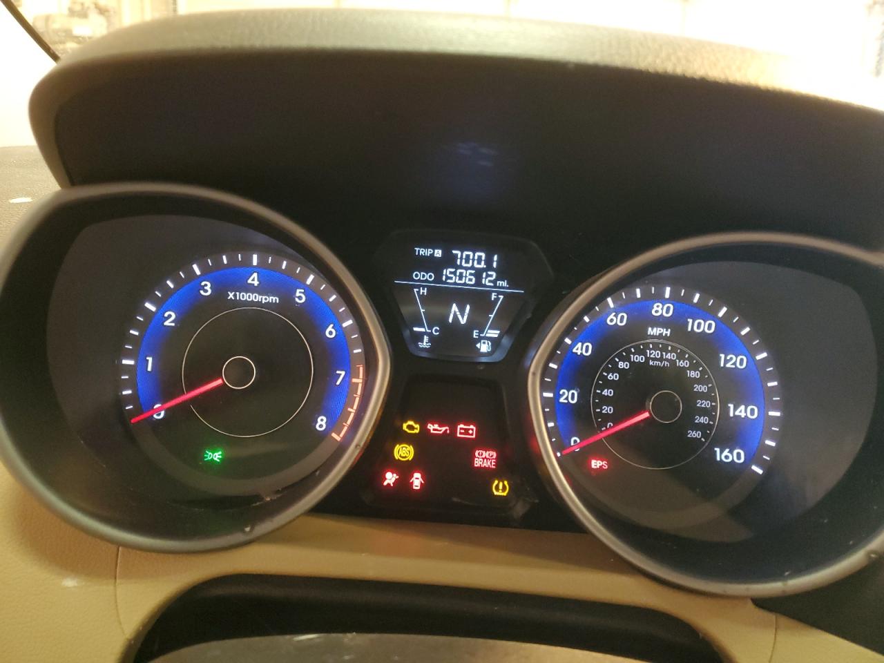 2013 Hyundai Elantra - Image 9