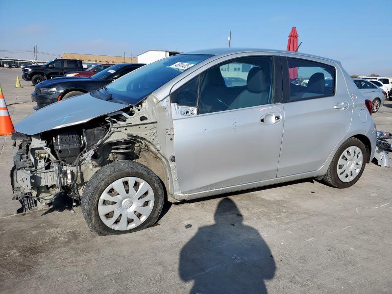  TOYOTA YARIS 2017 Silver