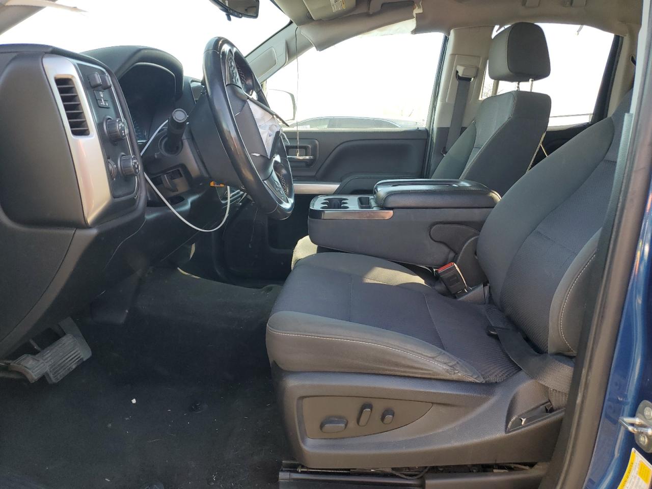 2018 Chevrolet Silverado - Image 7