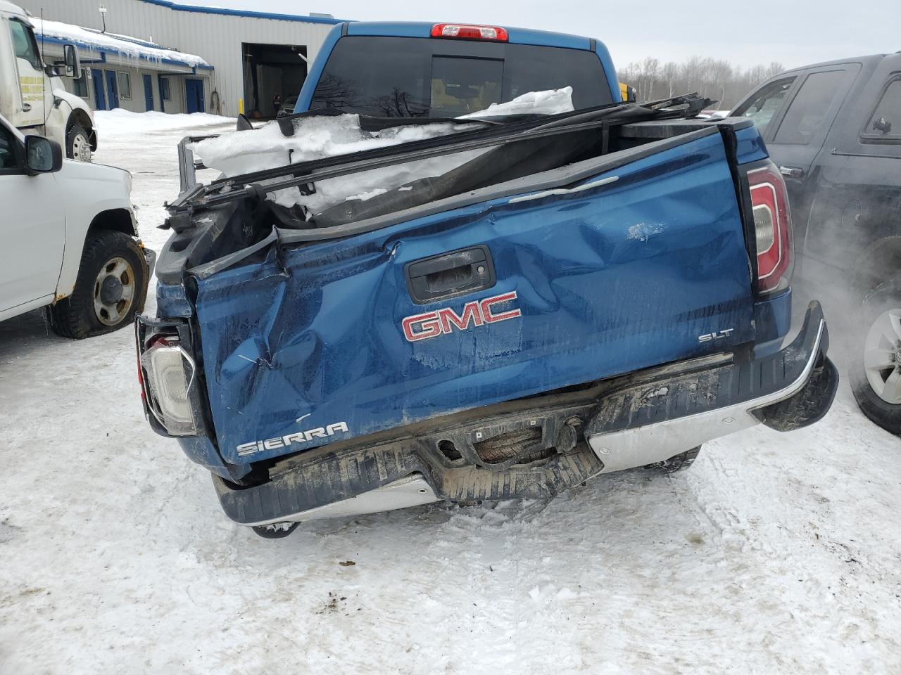 2018 GMC Sierra - Image 6