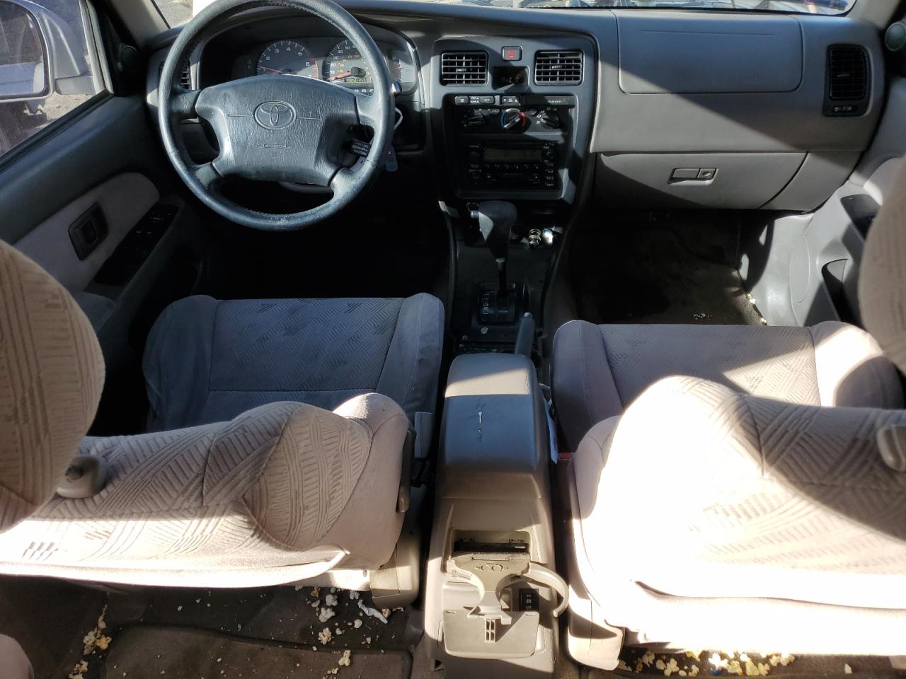 2001 Toyota 4Runner - Image 8