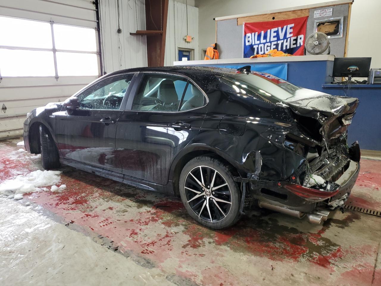 2021 Toyota Camry - Image 2