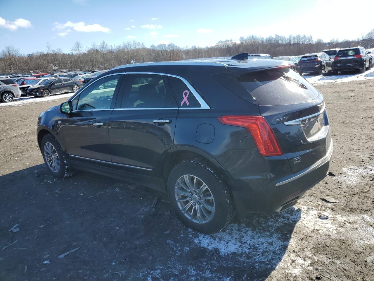2017 Cadillac XT5 - Image 2