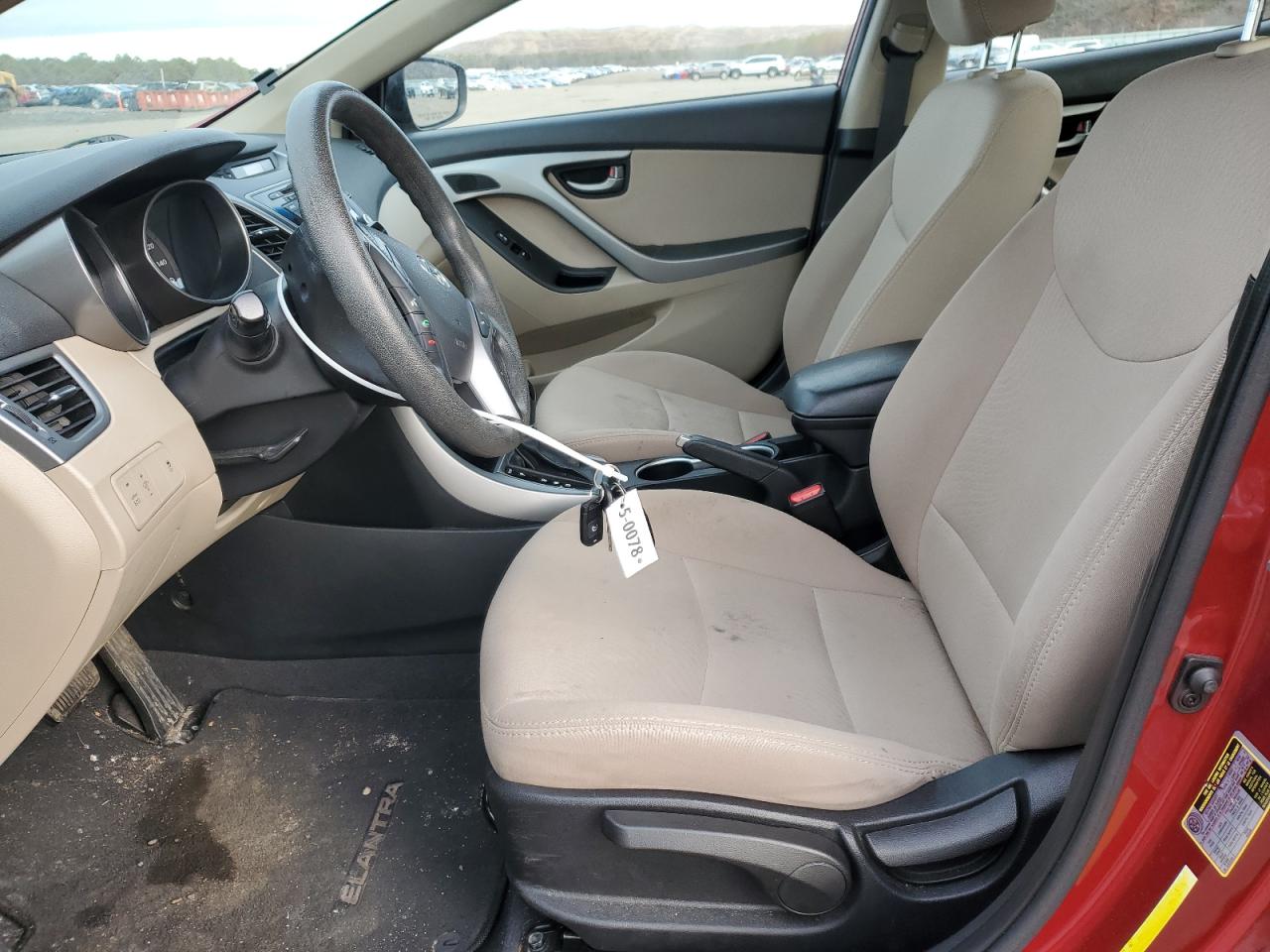 2016 Hyundai Elantra - Image 7