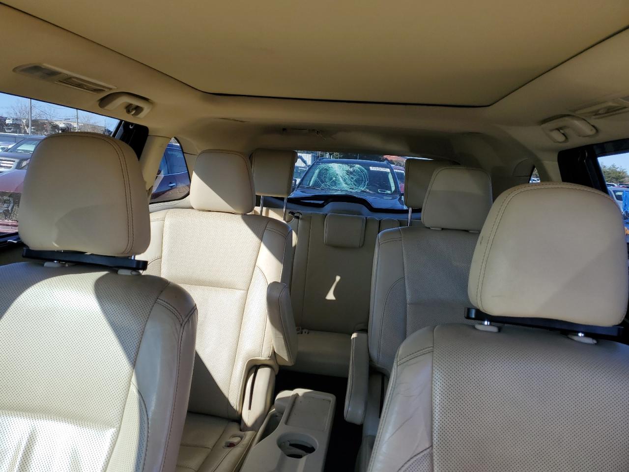 2015 Toyota Highlander - Image 10