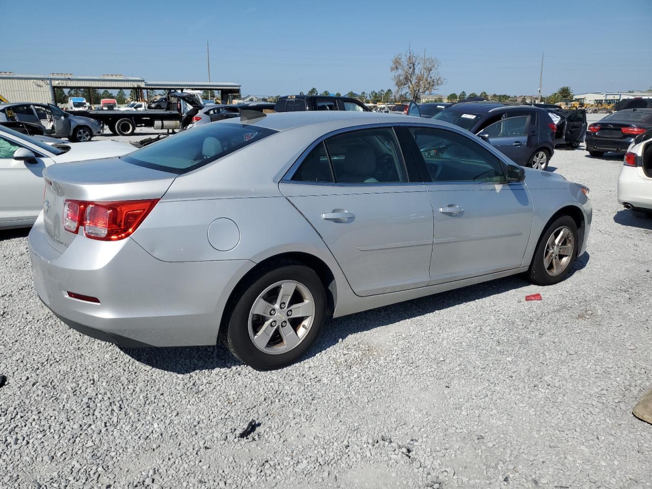 2016 Chevrolet Malibu - Image 3