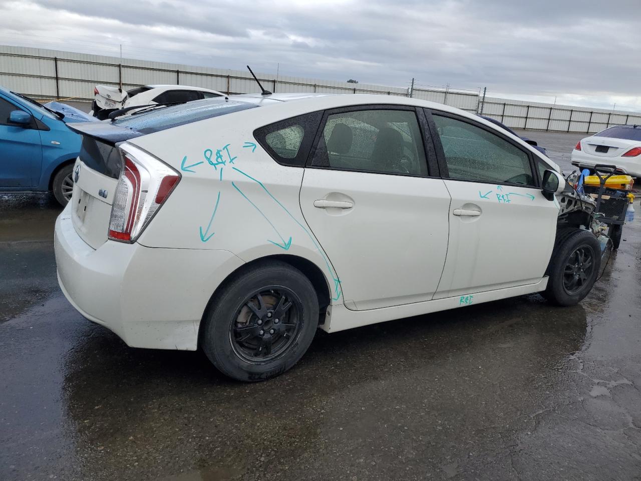 2015 Toyota Prius - Image 3