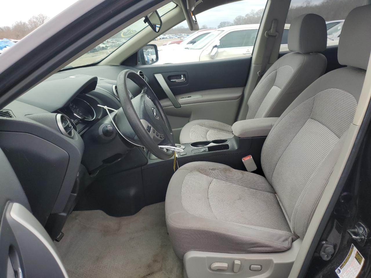 2012 Nissan Rogue - Image 7