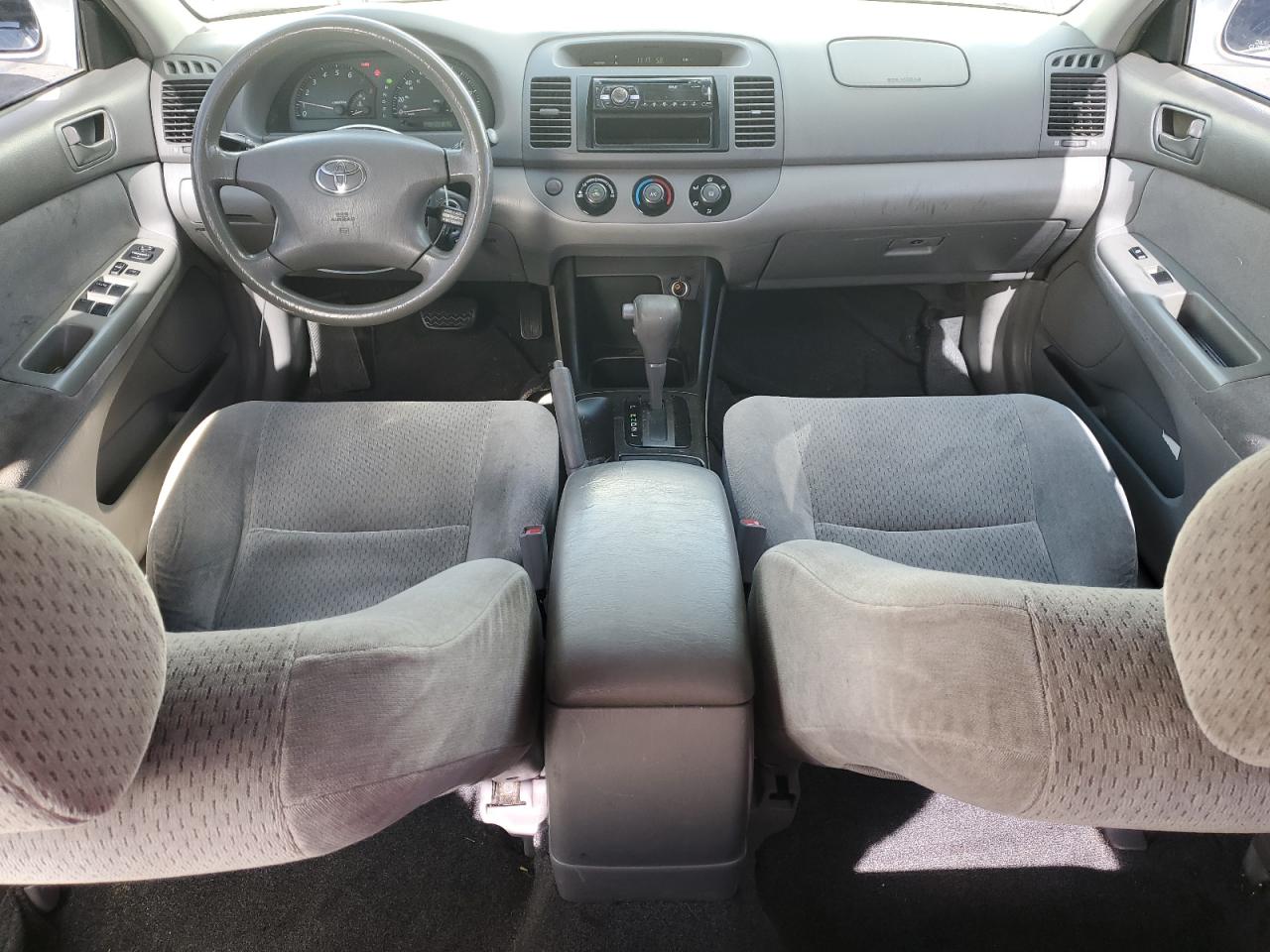 2002 Toyota Camry - Image 8