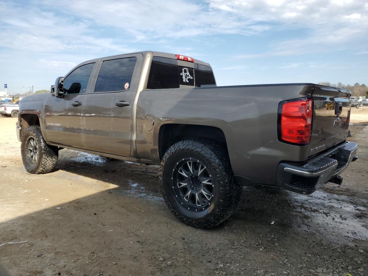 2014 Chevrolet Silverado - Image 2