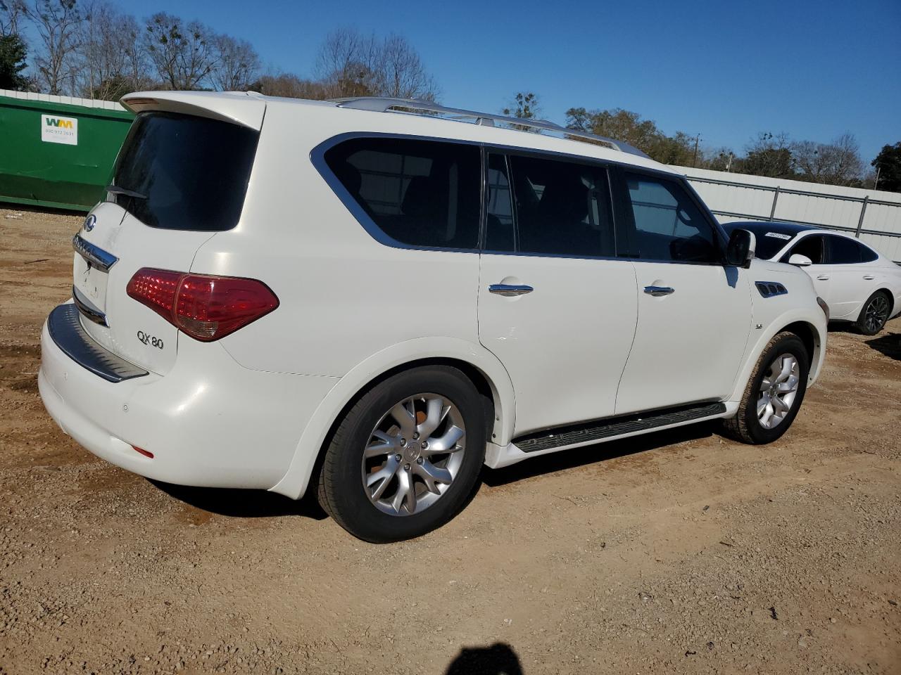 2014 Infiniti QX80 - Image 3