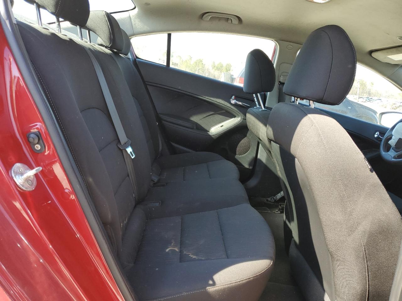 2016 Kia Forte - Image 10