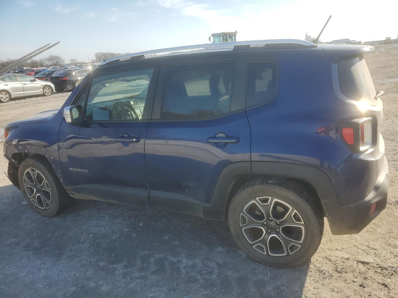 2016 Jeep Renegade - Image 2