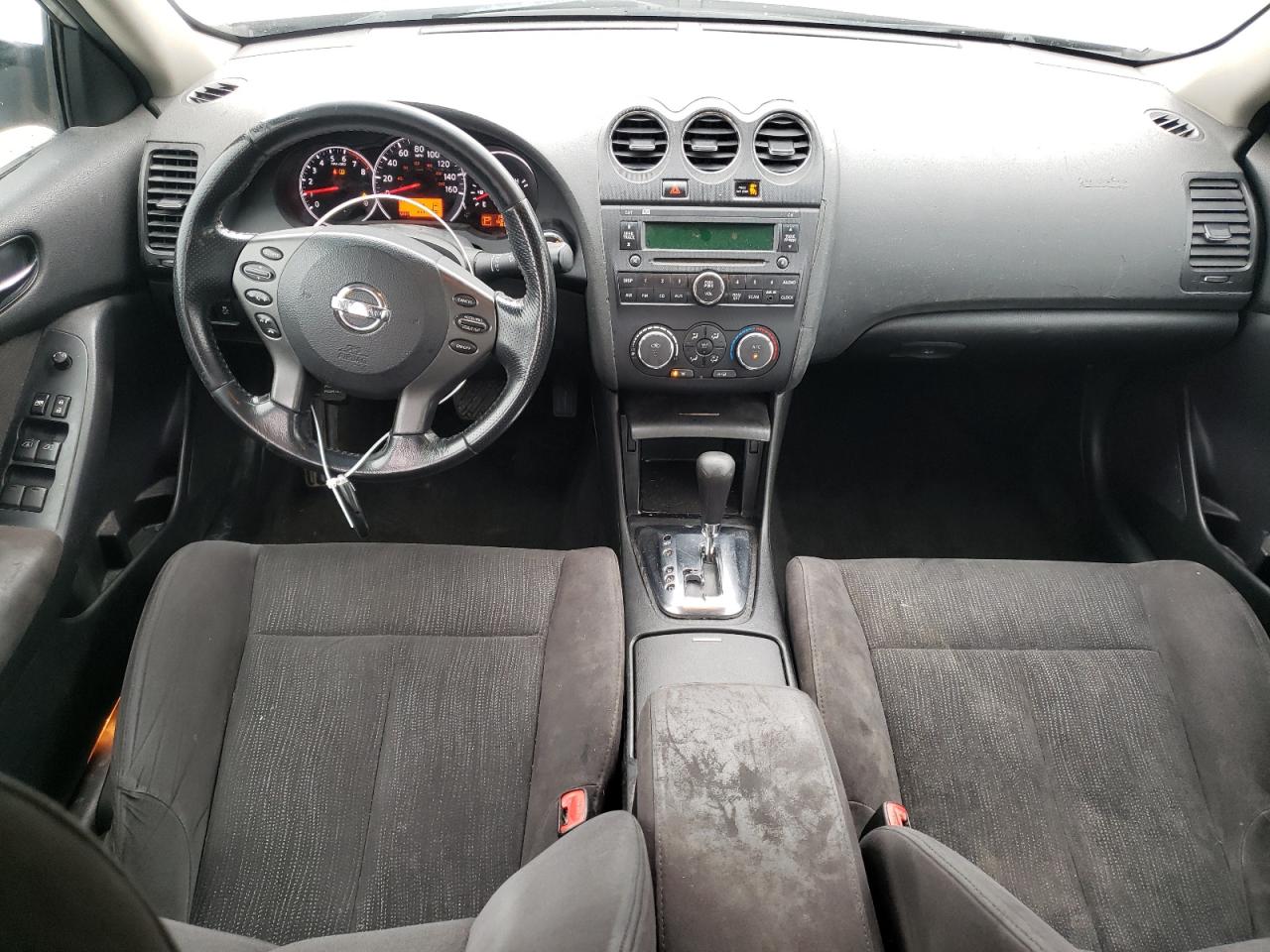 2012 Nissan Altima - Image 8