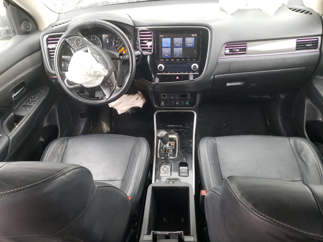 2020 Mitsubishi Outlander - Image 8