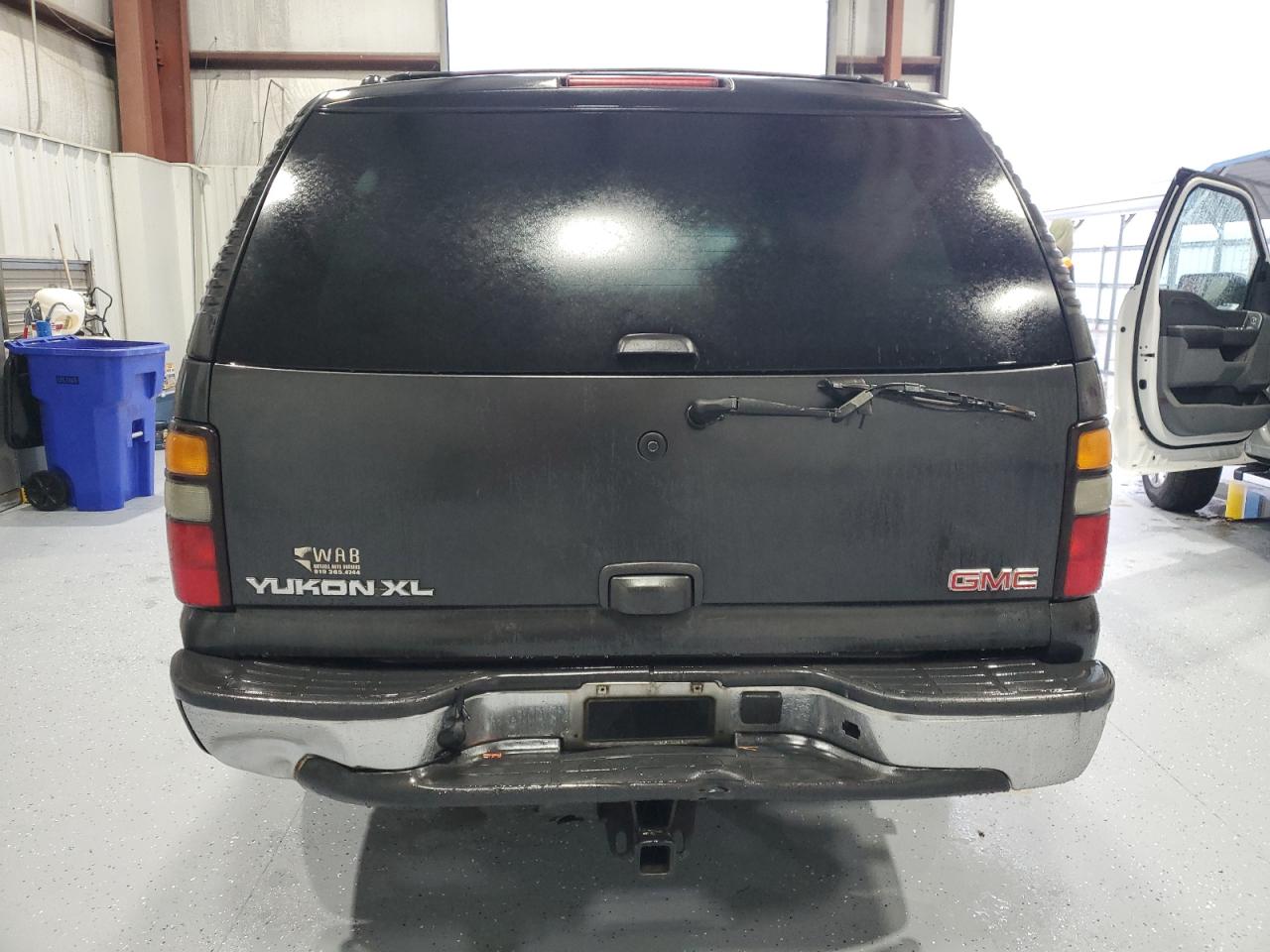 2006 GMC Yukon - Image 6