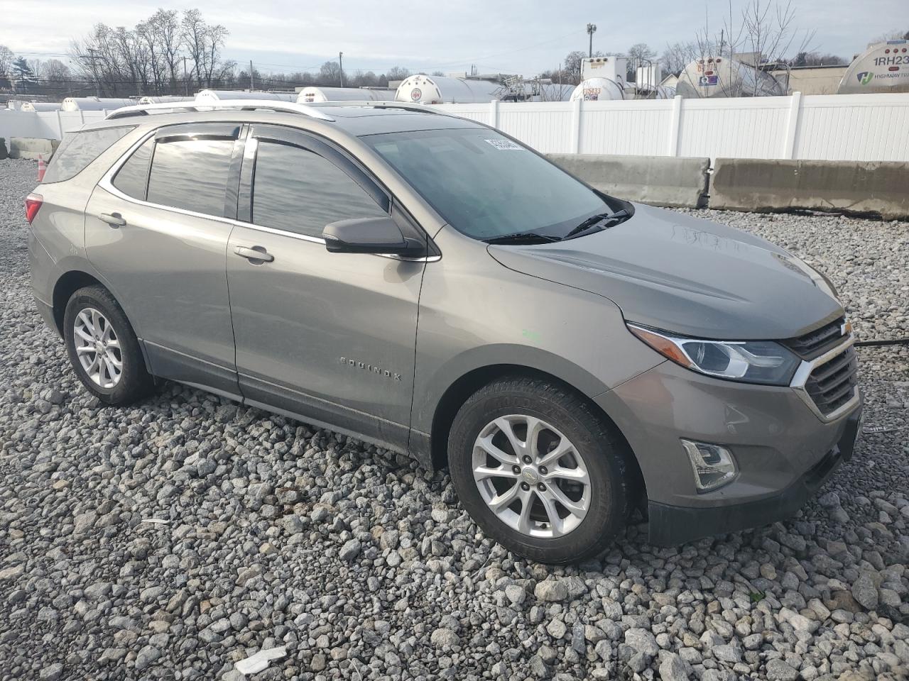 2018 Chevrolet Equinox - Image 4
