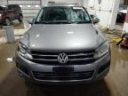 2011 Volkswagen Touareg V6 Tdi продається в Blaine, MN - Rear End