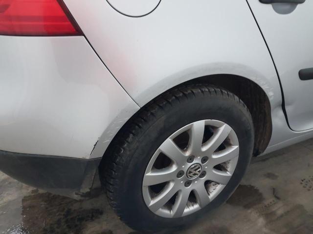 2005 VOLKSWAGEN GOLF 1.9 SE TDI 5DR DSG