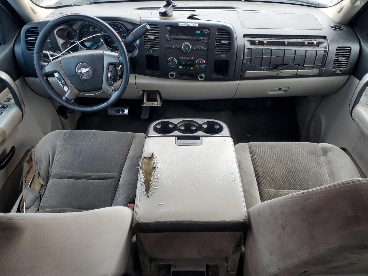 2007 Chevrolet Silverado - Image 8