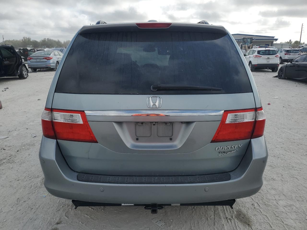 2005 Honda Odyssey - Image 6