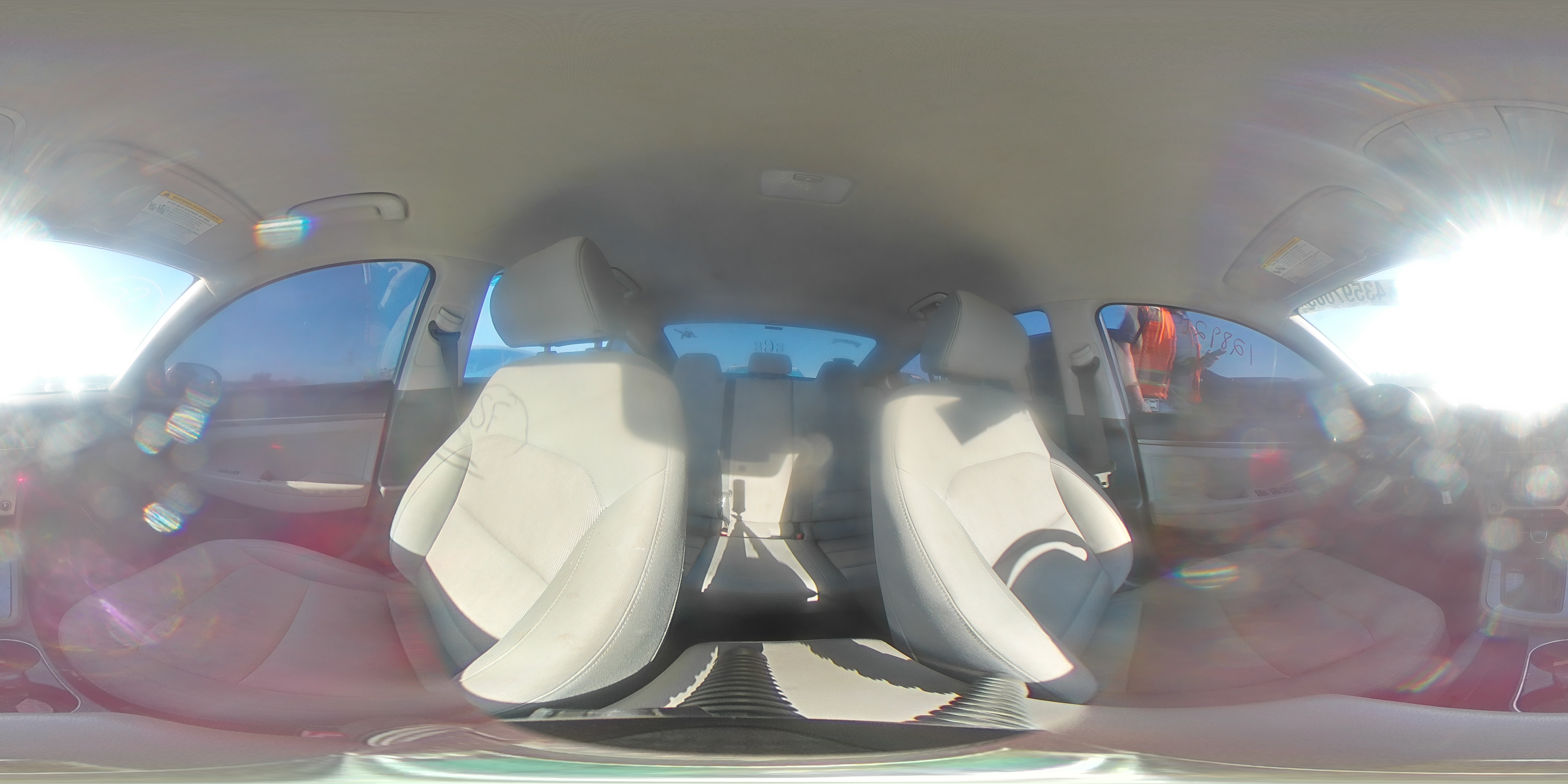 2017 Hyundai Elantra - Image 12