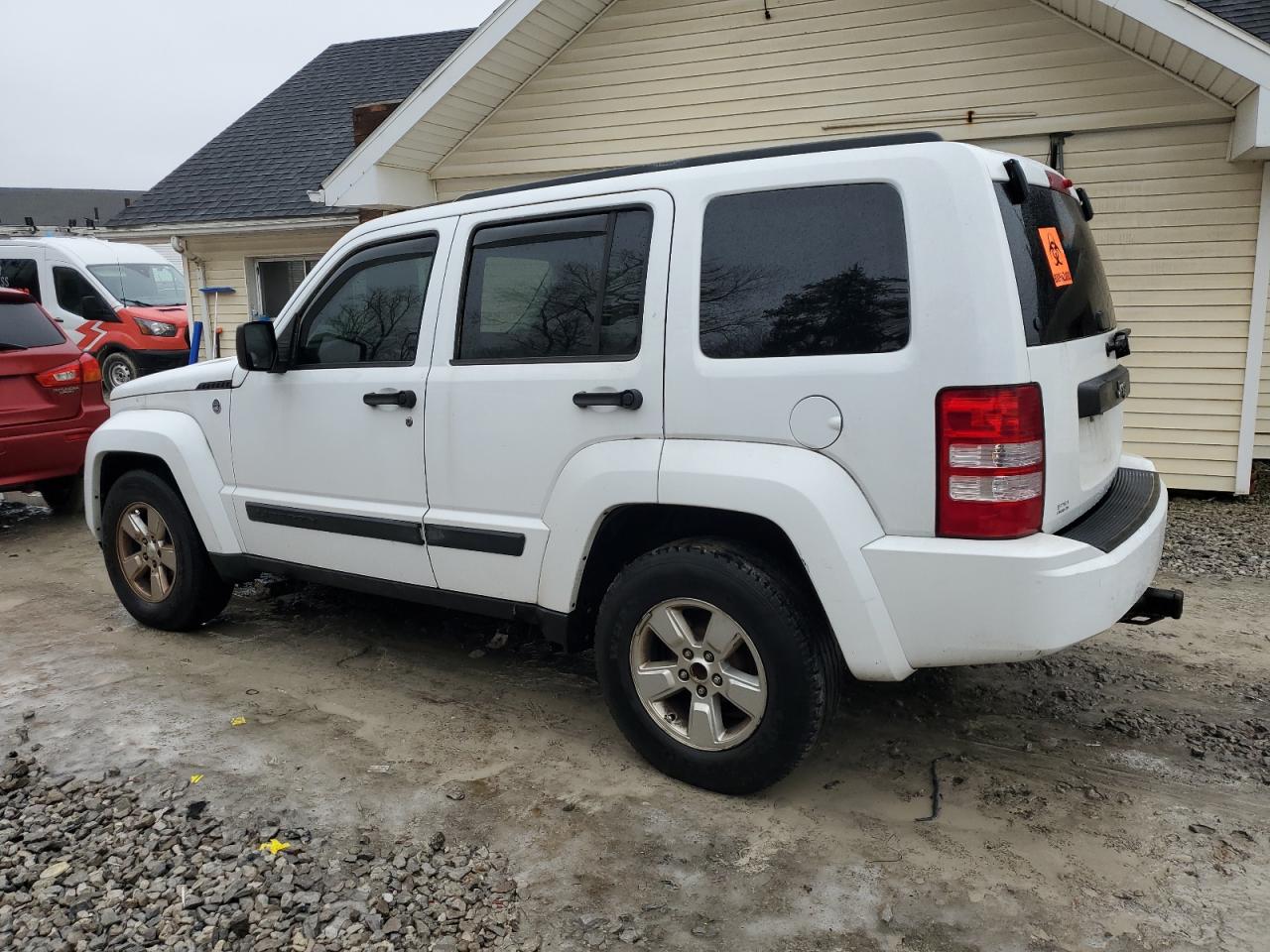 2012 Jeep Liberty (North America) - Image 2