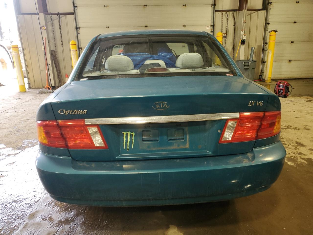 2002 Kia Optima - Image 6
