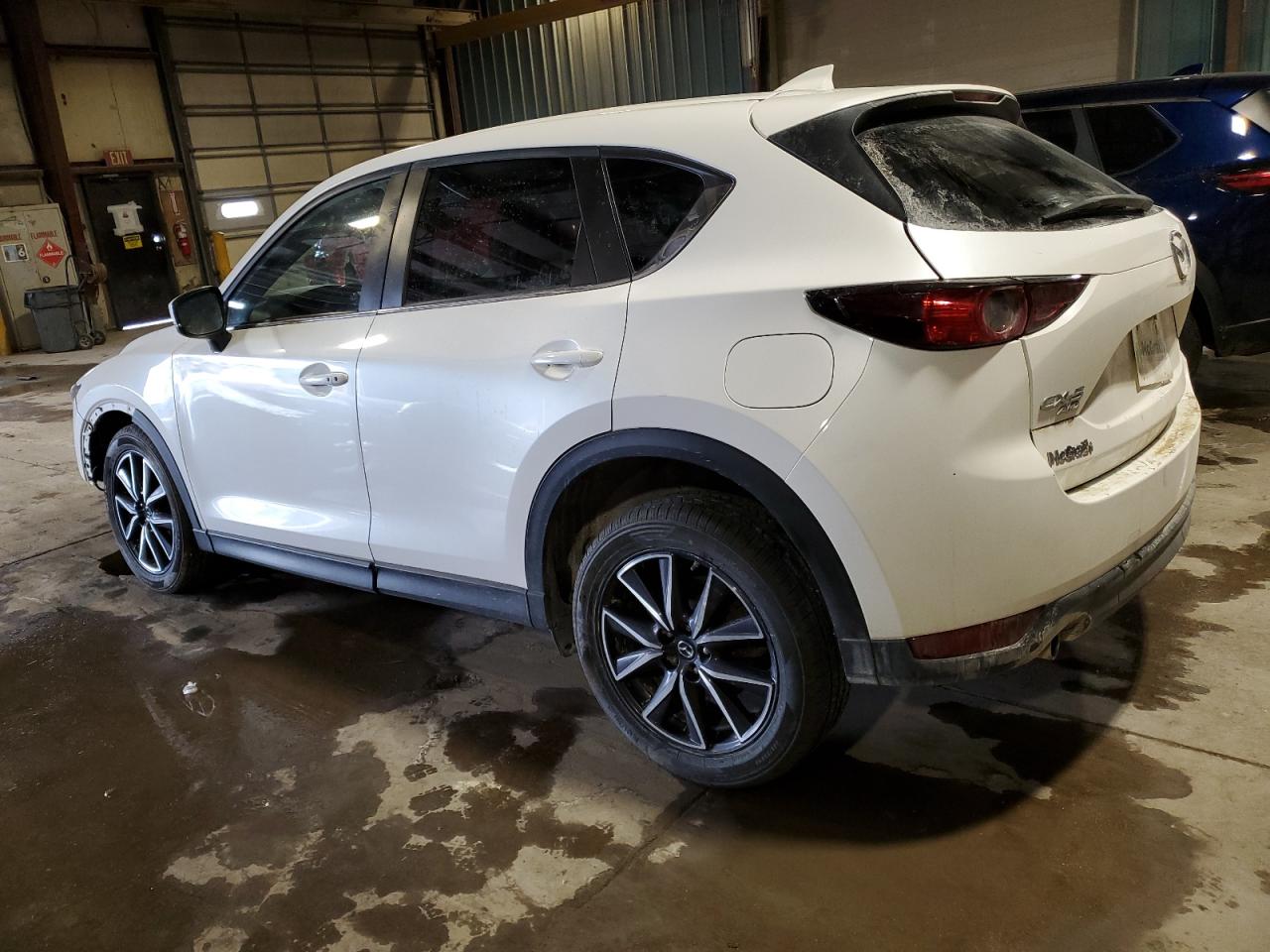 2018 Mazda CX-5 - Image 2